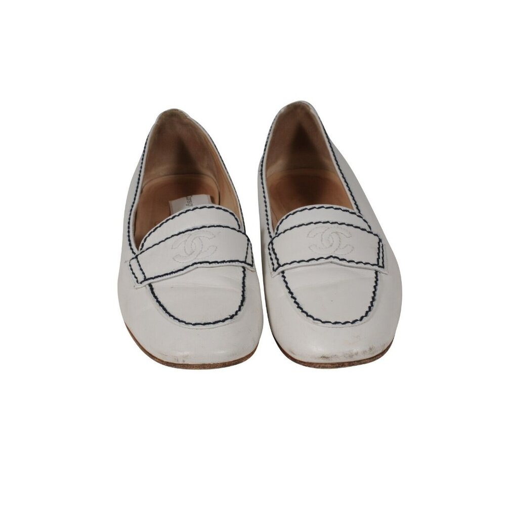 Chanel Womens CC Logo Flats US 7.5 EU 37.5 White Leather Blue Stitching - Picture 2 of 11